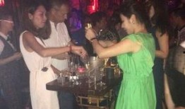 武汉酒吧爆料事件最新,揭秘背后真相与争议